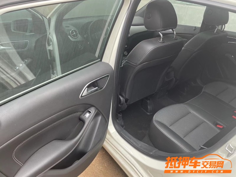 潍坊15年奔驰B8