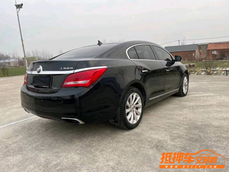 徐州15年别克君越8