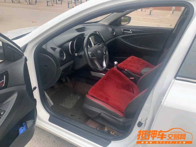新鄉15年長安汽車逸動4