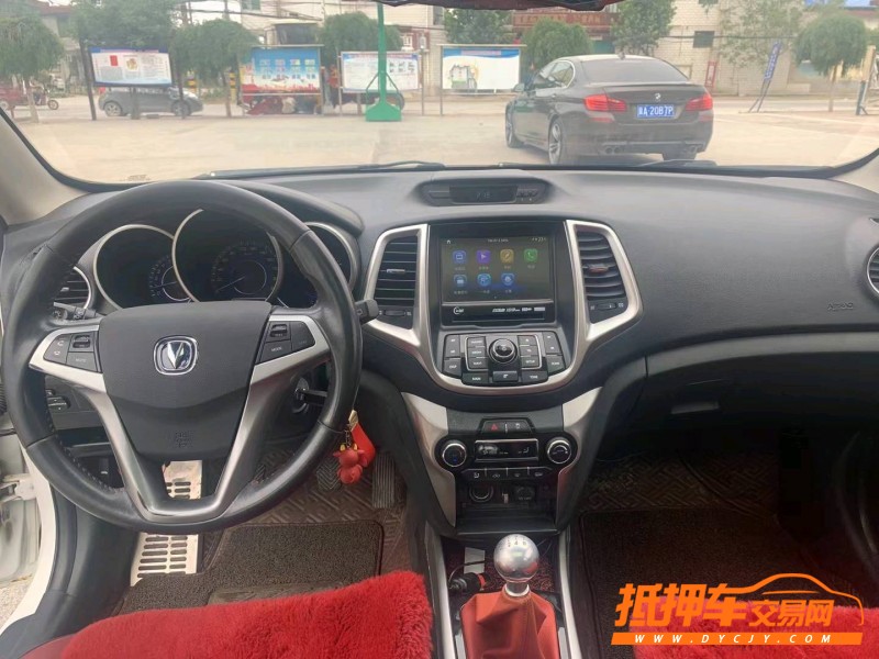 新鄉15年長安汽車逸動6