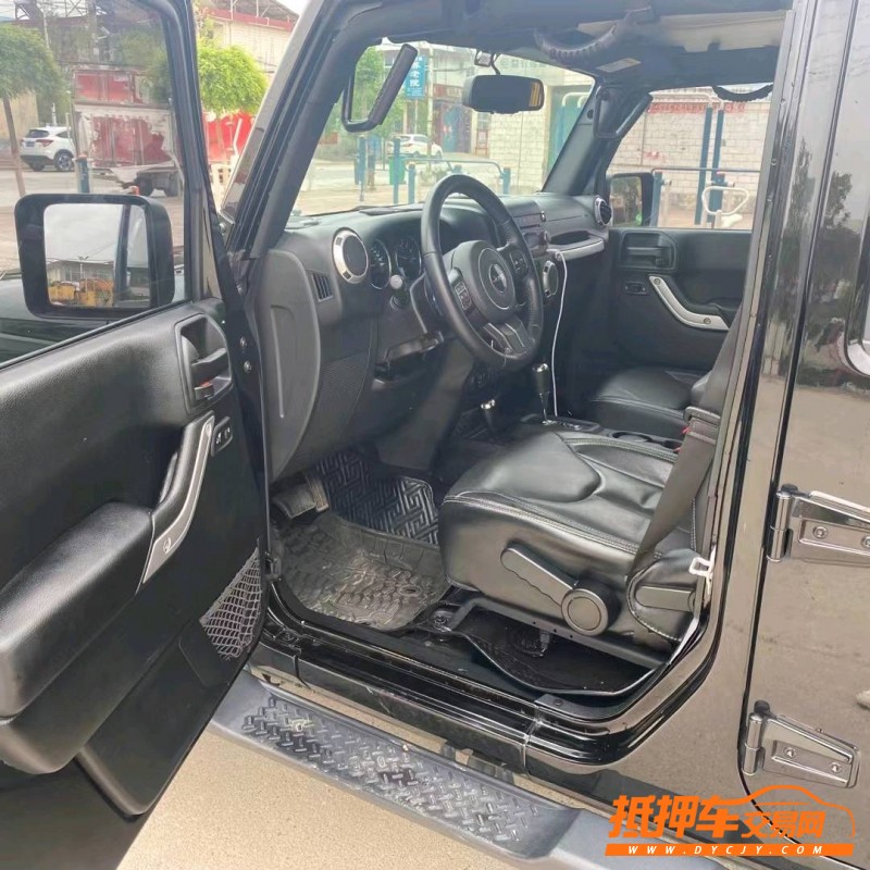 新鄉18年Jeep牧馬人4