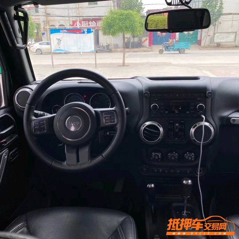 新鄉18年Jeep牧馬人6