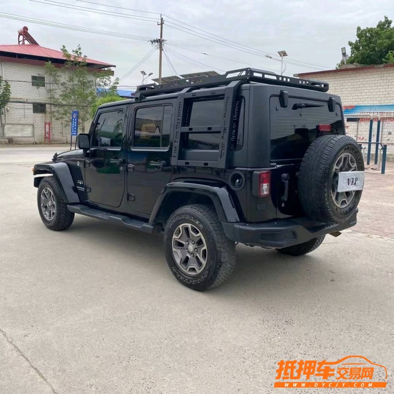 新鄉18年Jeep牧馬人8