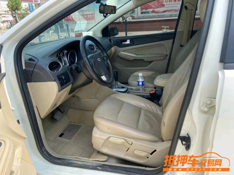 新鄉14年福特福克斯4