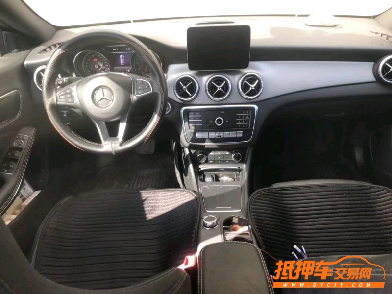 唐山18年奔馳CLA5