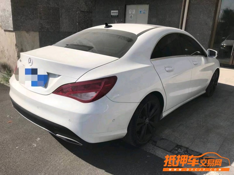 唐山18年奔馳CLA8