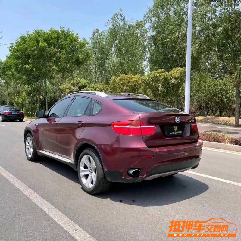 北京11年宝马X65