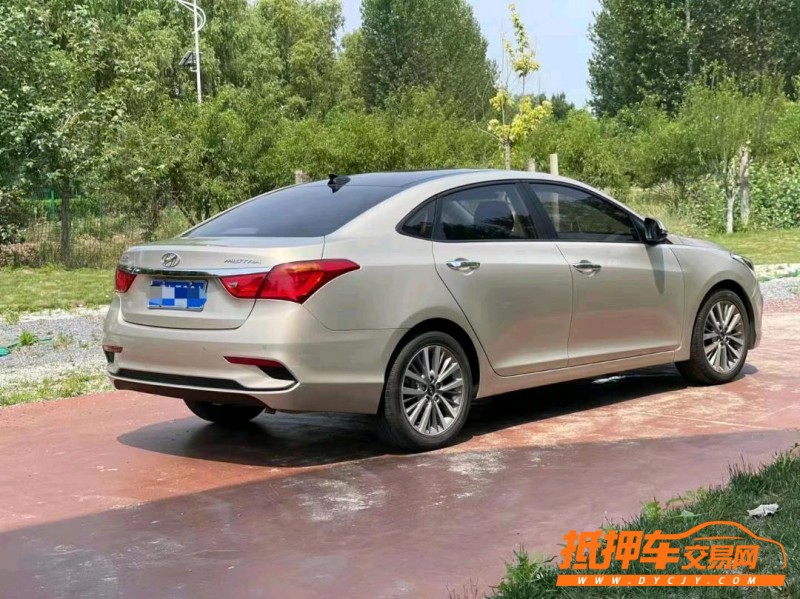 潍坊18年现代名图4