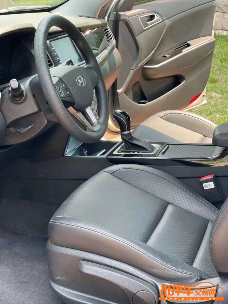 潍坊18年现代名图8