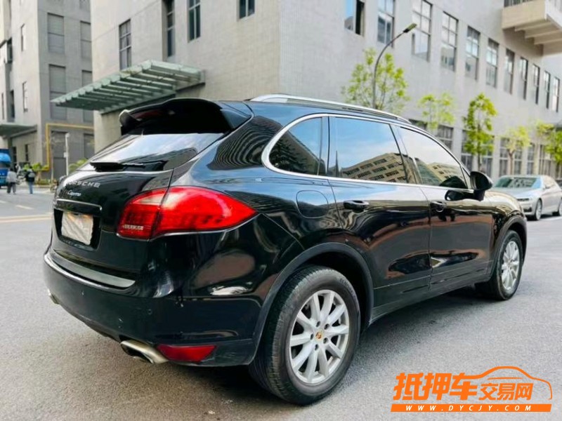 東莞11年保時捷卡宴2