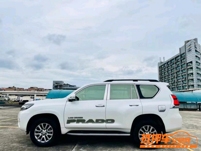 东莞18年丰田普拉多3