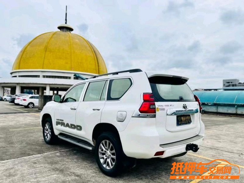 东莞18年丰田普拉多7