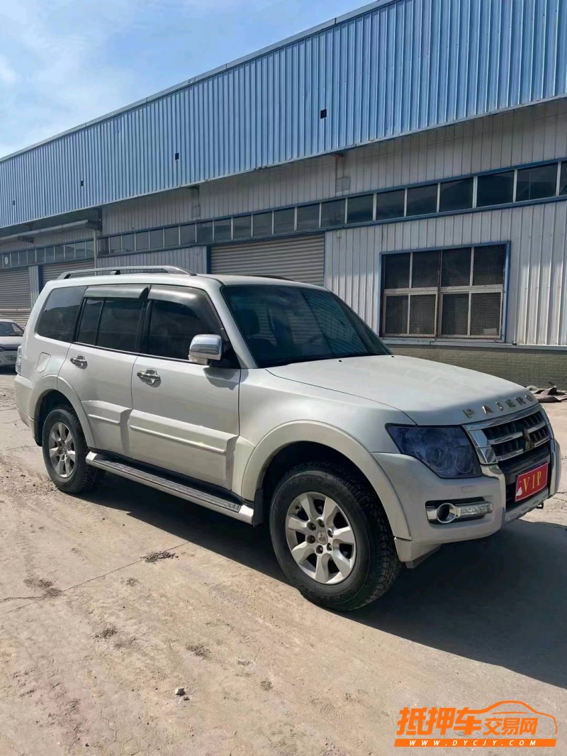 徐州19年三菱帕杰罗7