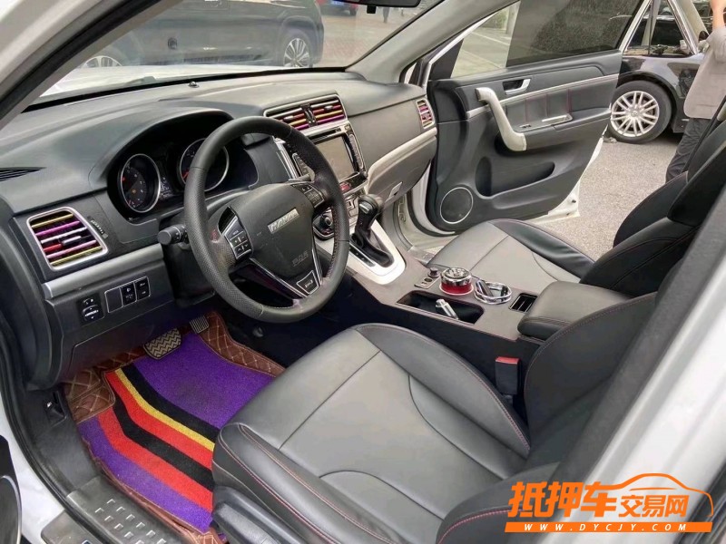 成都18年哈弗M68