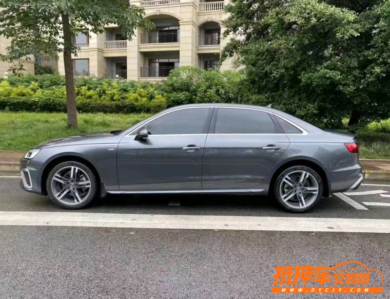 貴港21年奧迪A4L9