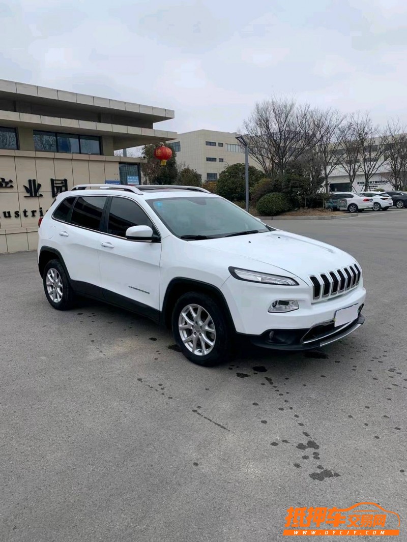 宿遷18年Jeep自由光3