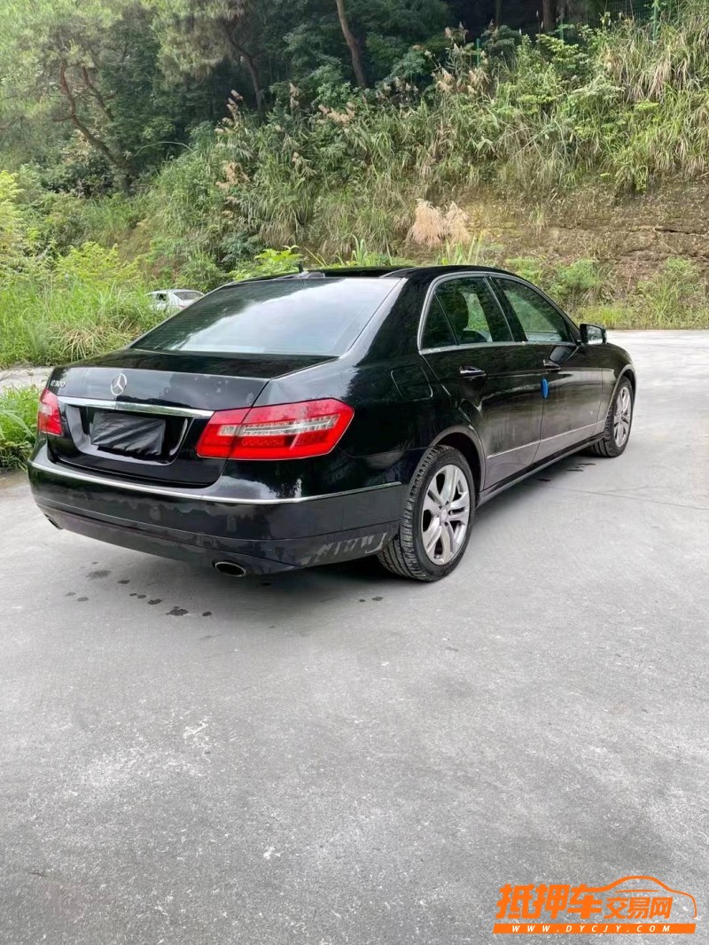 欽州10年奔馳E7