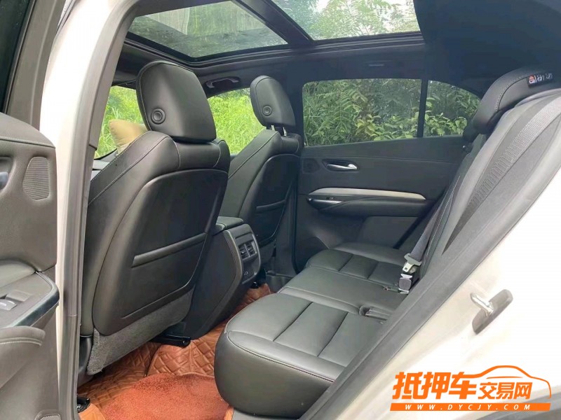 欽州20年凱迪拉克XT47