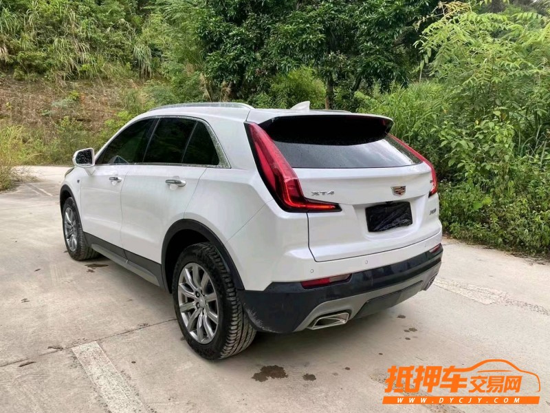 欽州20年凱迪拉克XT49