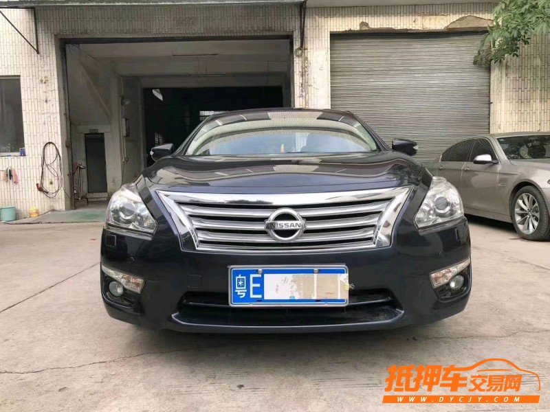欽州14年日產天籟1