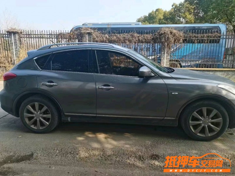 福州13年英菲尼迪EX255