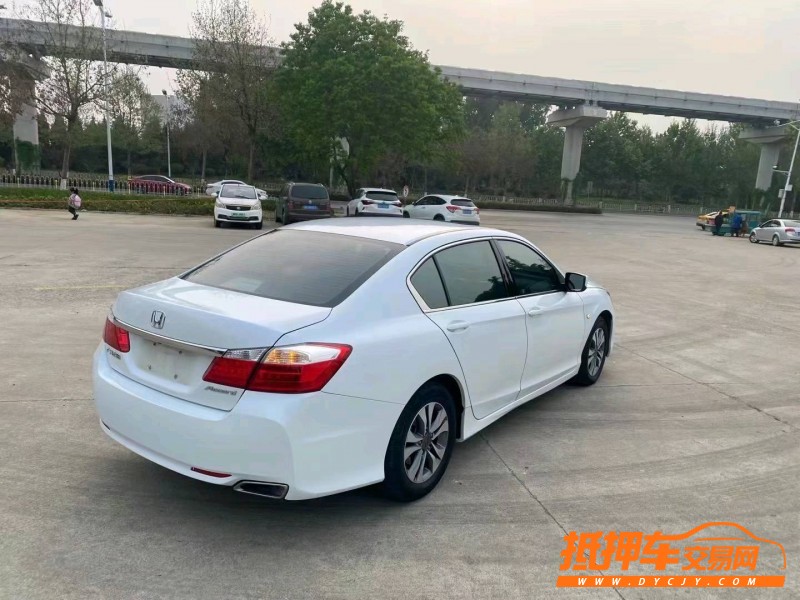 潍坊15年本田雅阁3