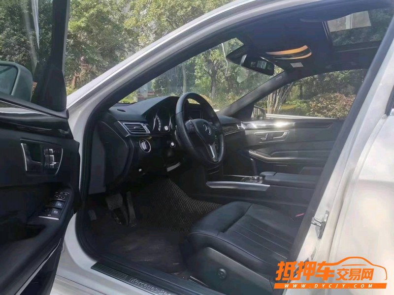 潍坊16年奔驰E8