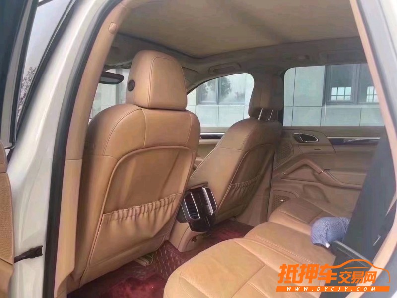 濟南13年保時捷卡宴8