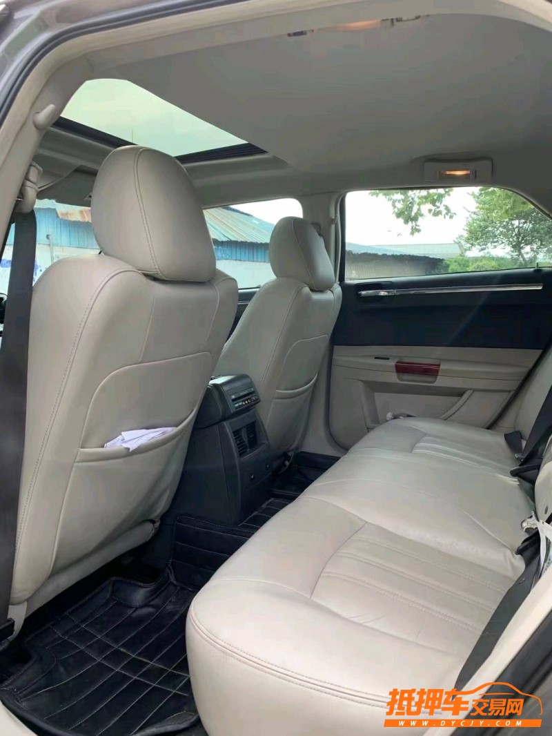 江門09年克萊斯勒300C5