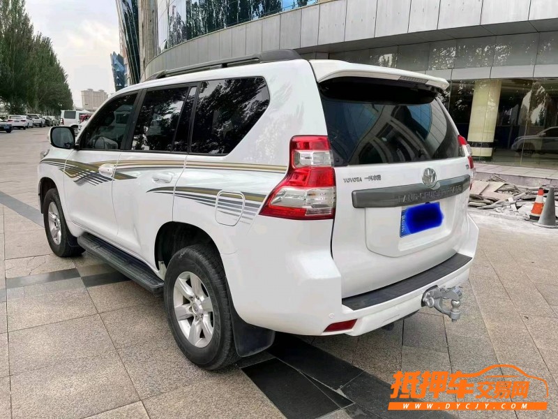 潍坊15年丰田普拉多9