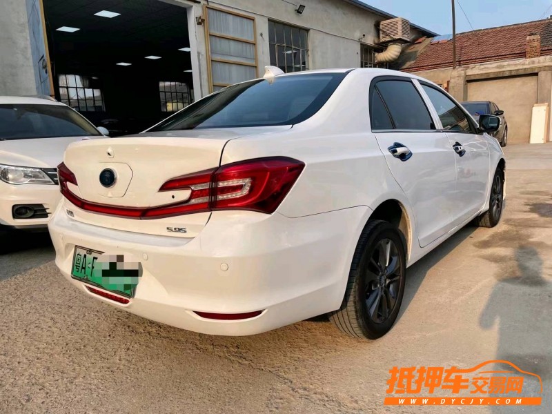 泰安18年比亞迪秦7