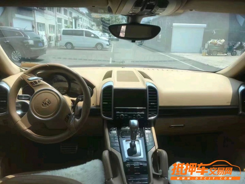 濰坊11年保時捷卡宴6