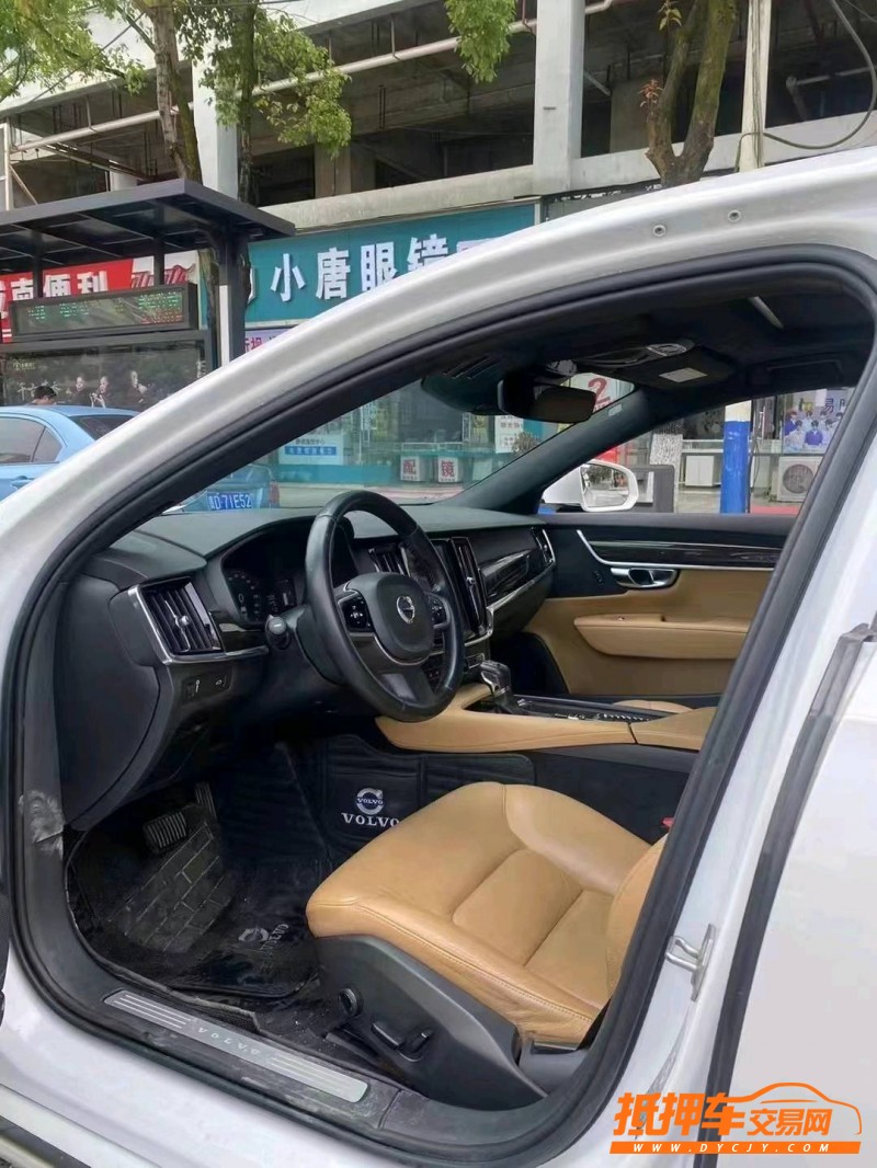 黔西南17年沃爾沃S905