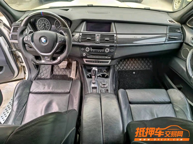 北京12年宝马X58