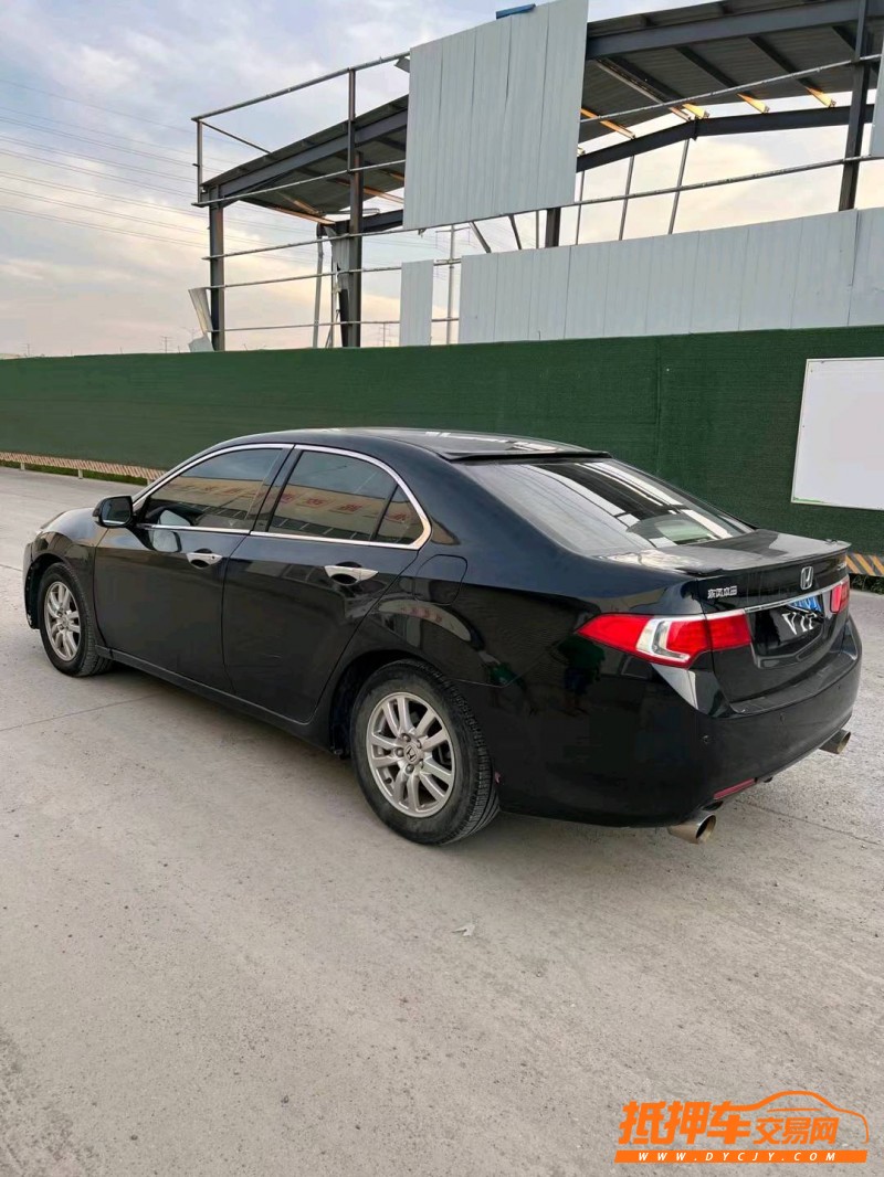 徐州14年本田思铂睿1