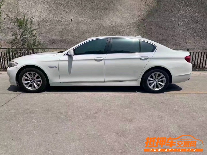 潍坊12年宝马5系2