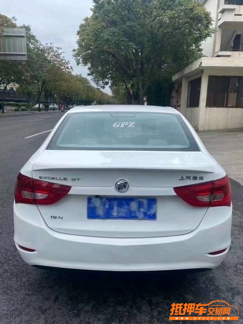 北京17年别克英朗9