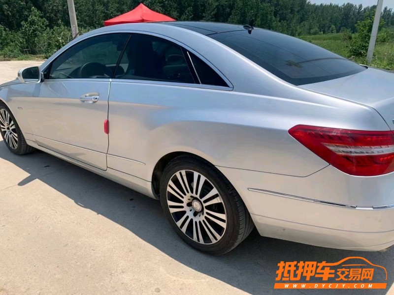 蚌埠10年奔馳E8