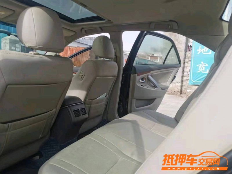 北京11年丰田凯美瑞6