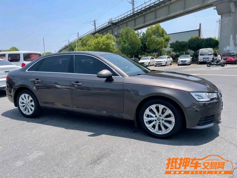北京17年奥迪A4L2