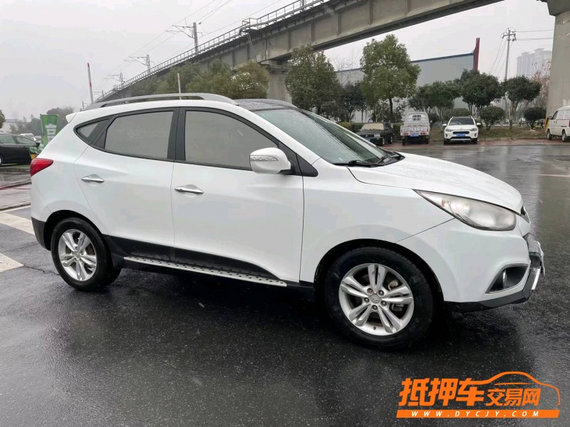 北京12年现代ix352