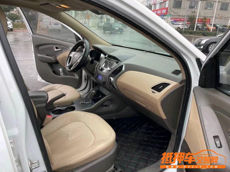 北京12年现代ix358