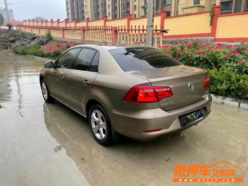 潍坊15年大众宝来5