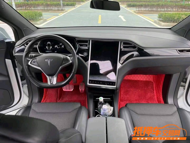 重慶18年特斯拉MODEL X4
