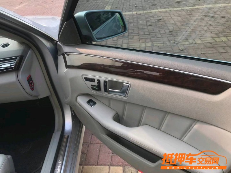 青岛12年奔驰E5