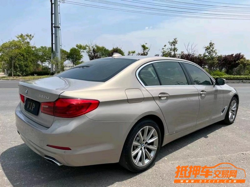 盐城18年宝马5系8
