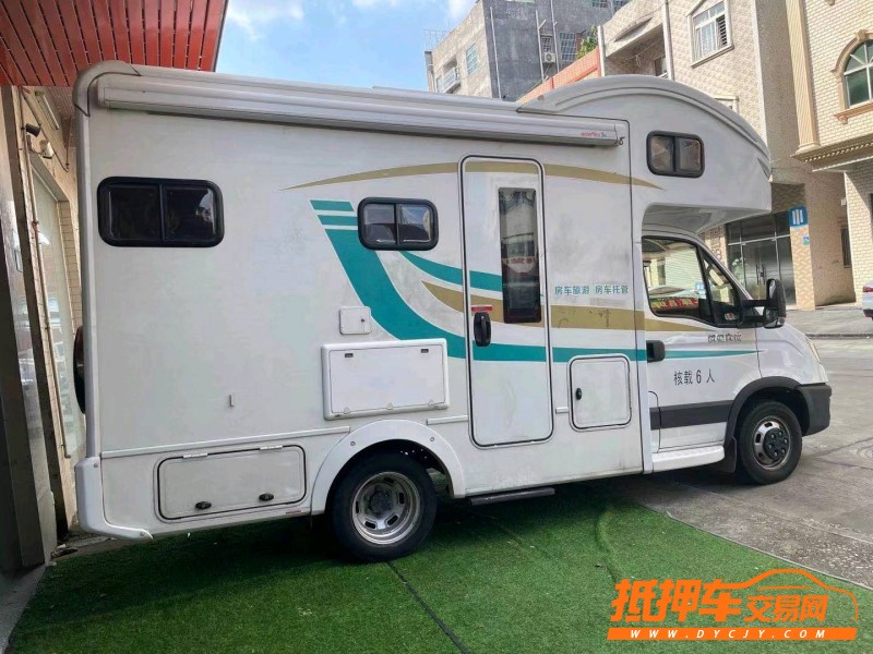 秦皇島19年依維柯房車2