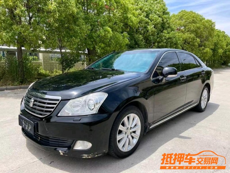 盐城11年丰田皇冠6