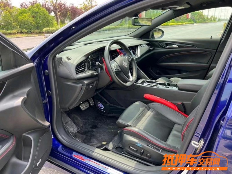 盐城20年别克君威7