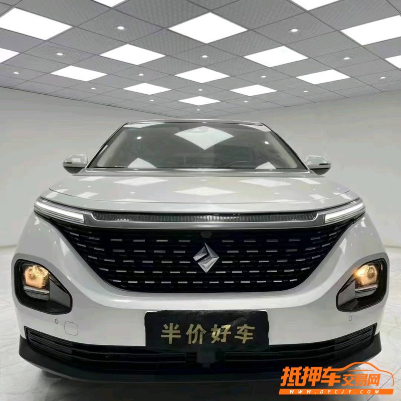 成都19年寶駿rm51